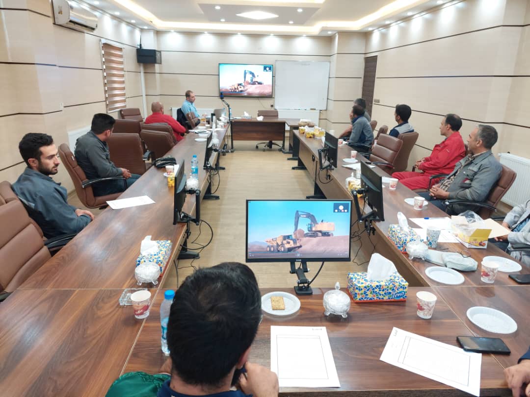 دوره نگهداری، عیب یابی و تعمیرات ماشین آلات